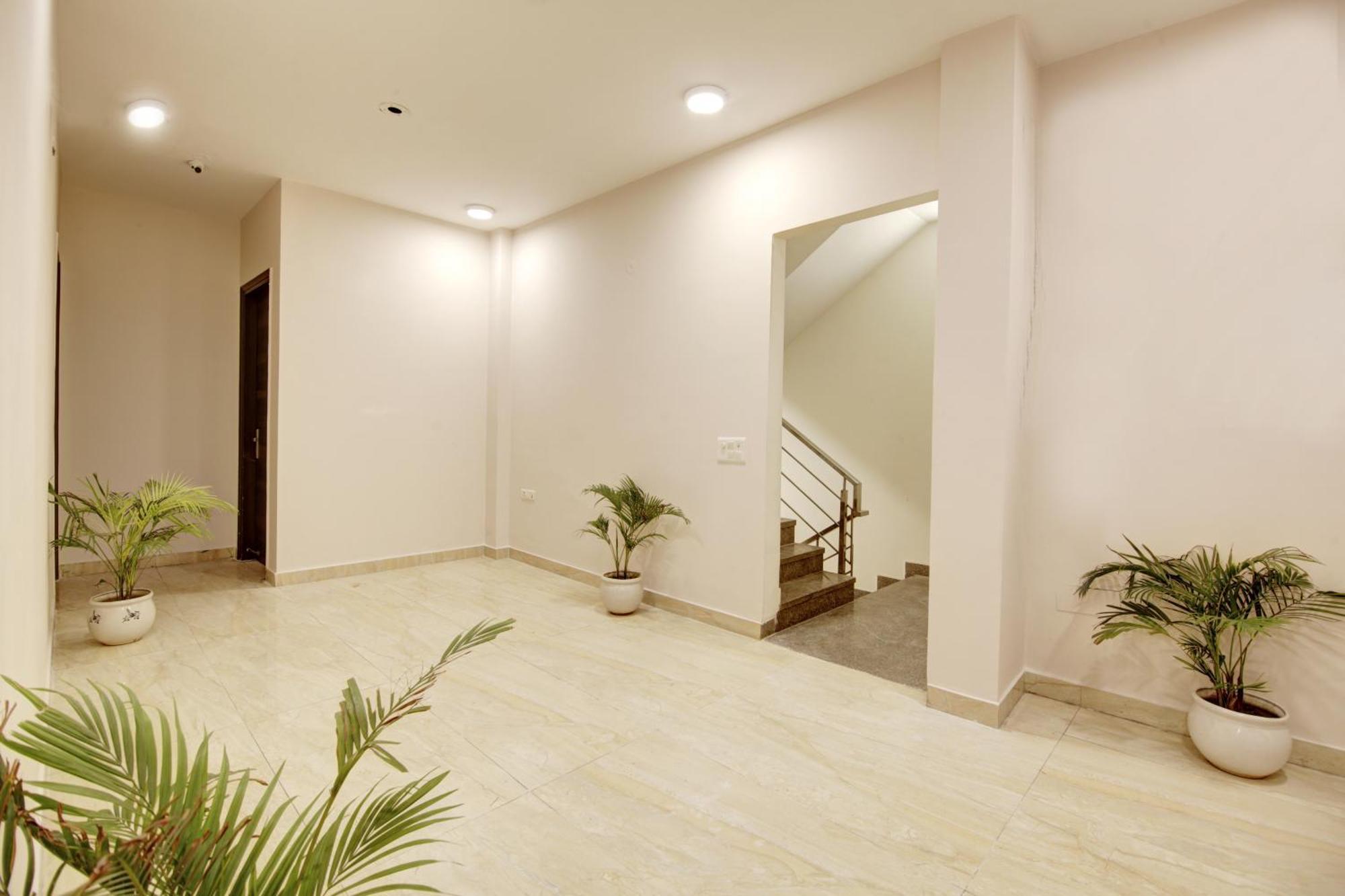 Limewood Stay - Fortis Hospital Gurgaon Dış mekan fotoğraf