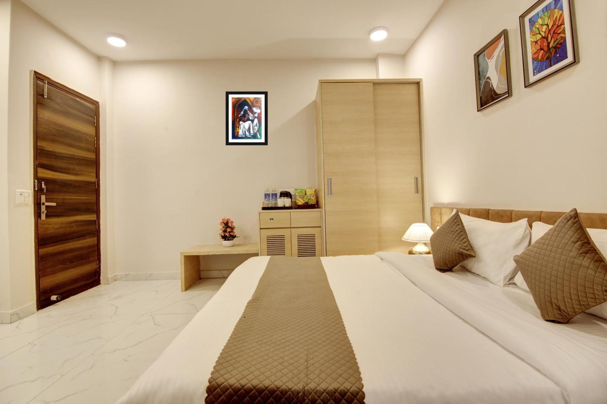 Limewood Stay - Fortis Hospital Gurgaon Dış mekan fotoğraf