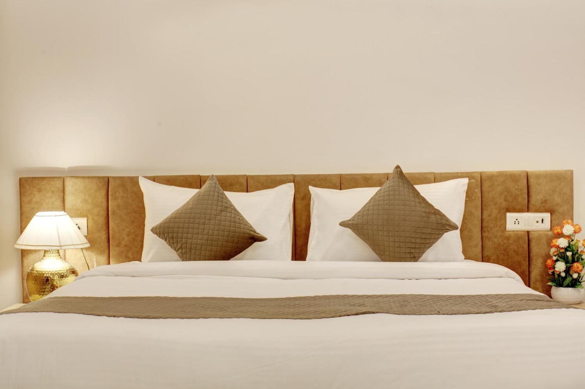 Limewood Stay - Fortis Hospital Gurgaon Dış mekan fotoğraf